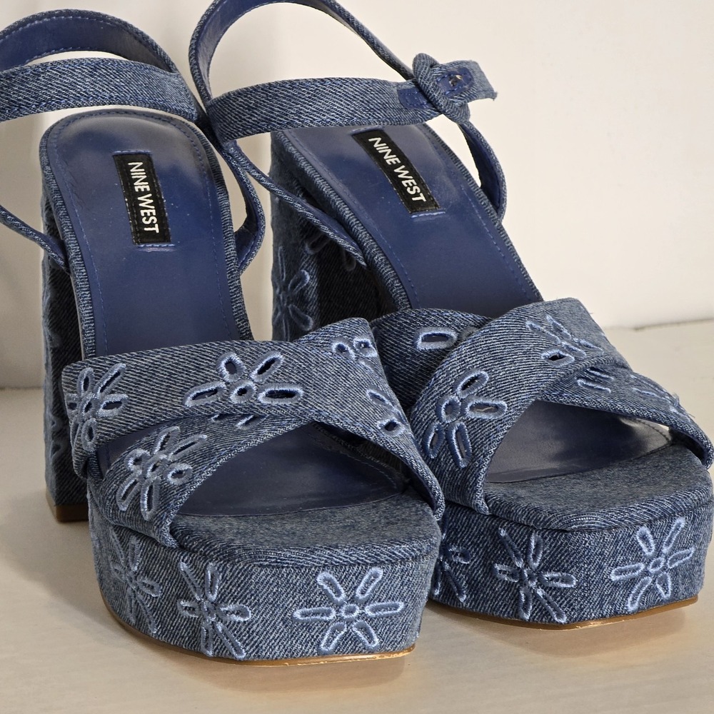 Nine West Denim Embroidered Floral Chuinky Platform Block Heel Sandals Womens 8 - Picture 2 of 7